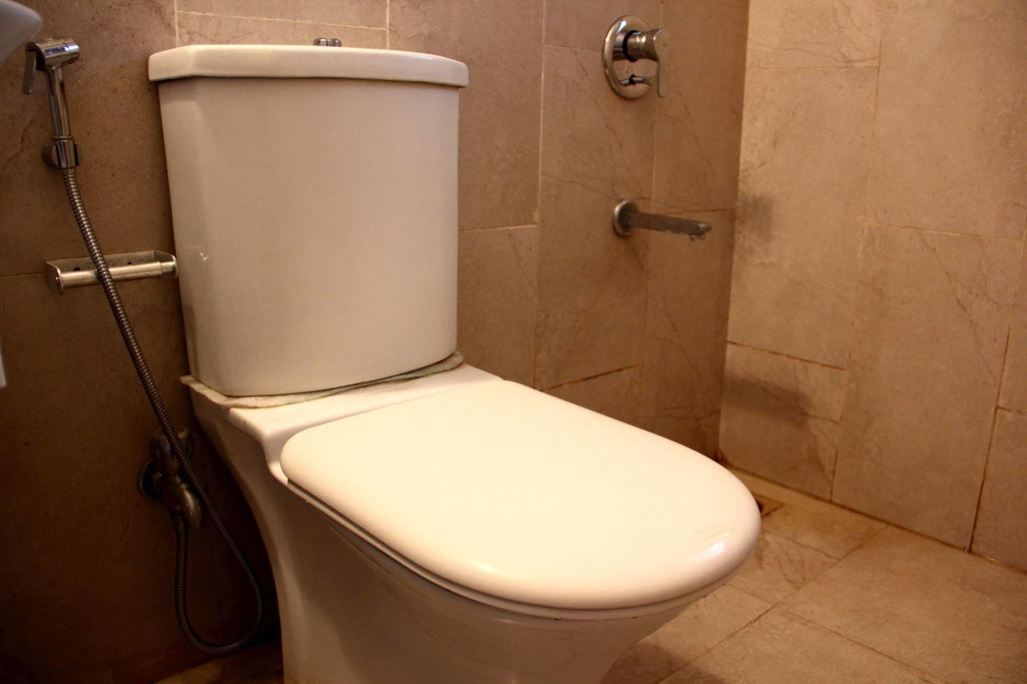 Apartment Oyo Kalyani Nagar Gold Adlabs